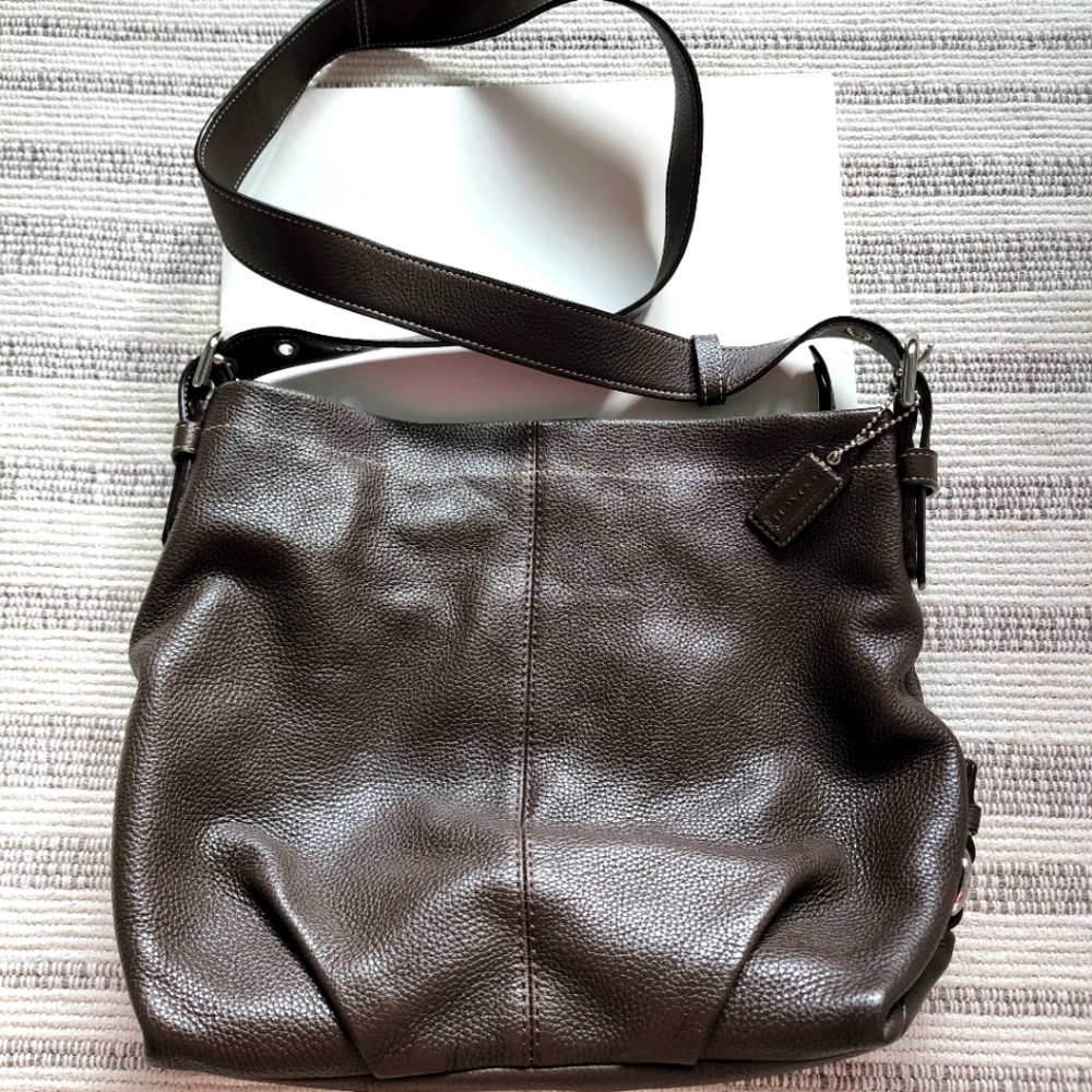 Coach shoulder/crossbody bag